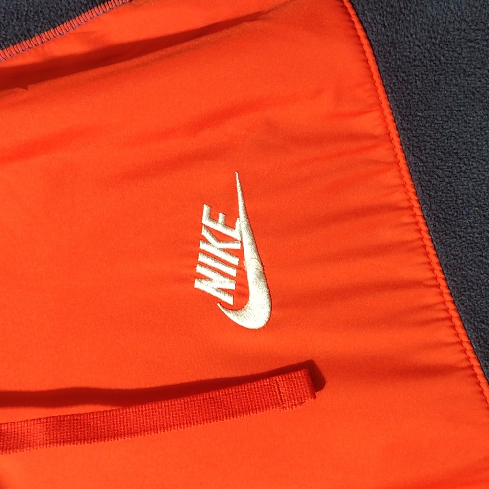 Nike jacket - Picture 2 of 4